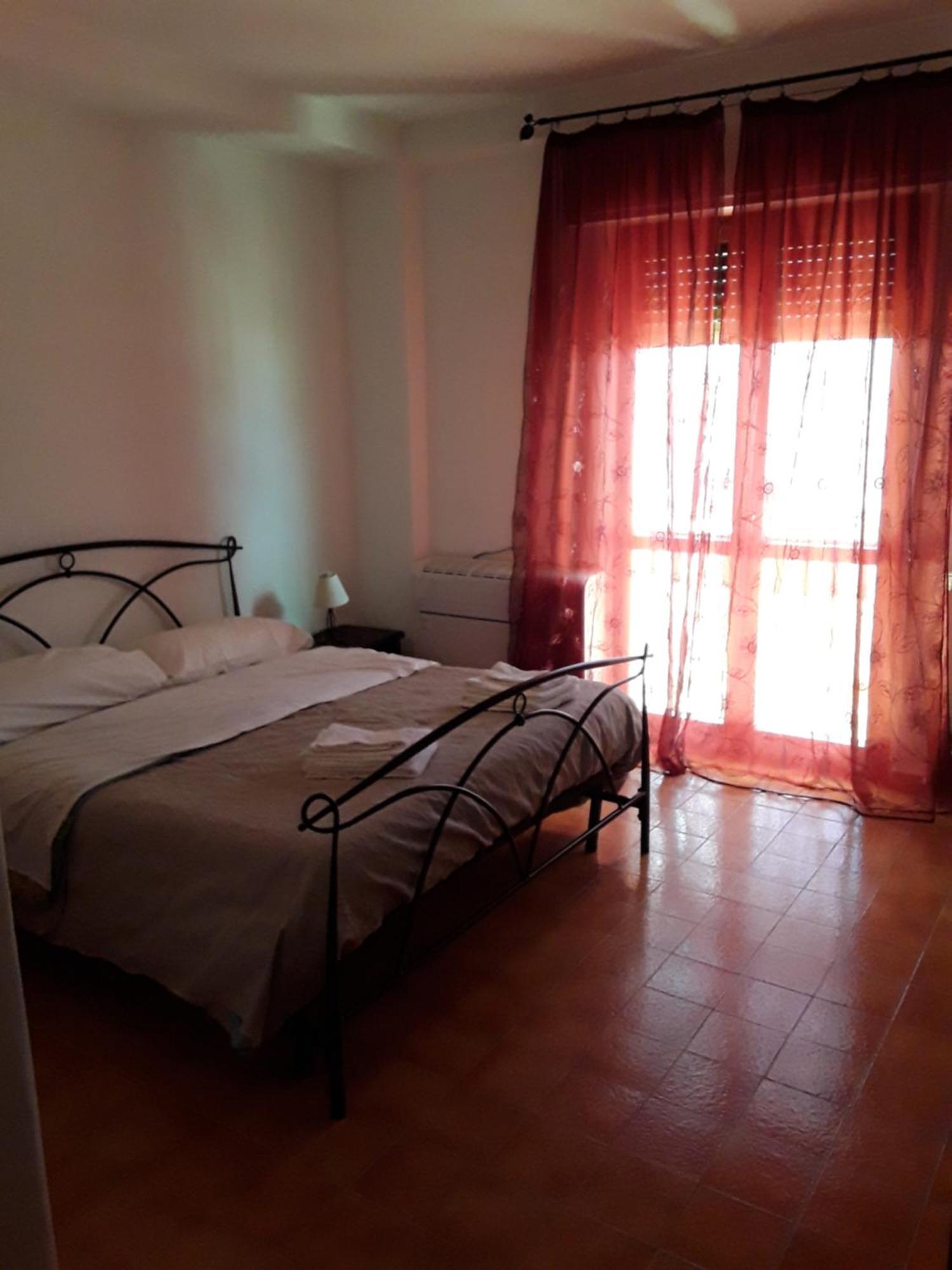 L'Aragosta Guesthouse Alghero Bagian luar foto