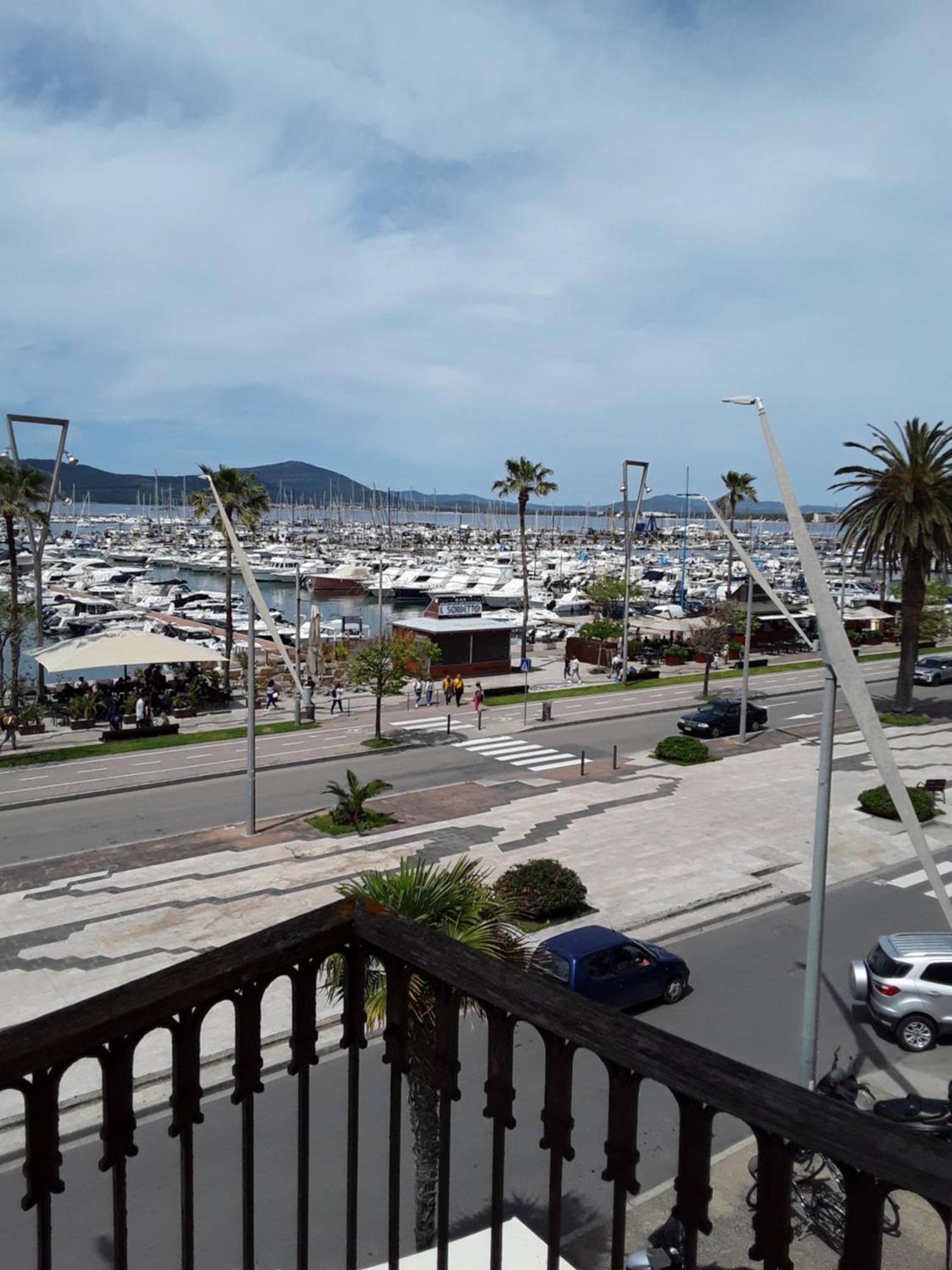 L'Aragosta Guesthouse Alghero Bagian luar foto