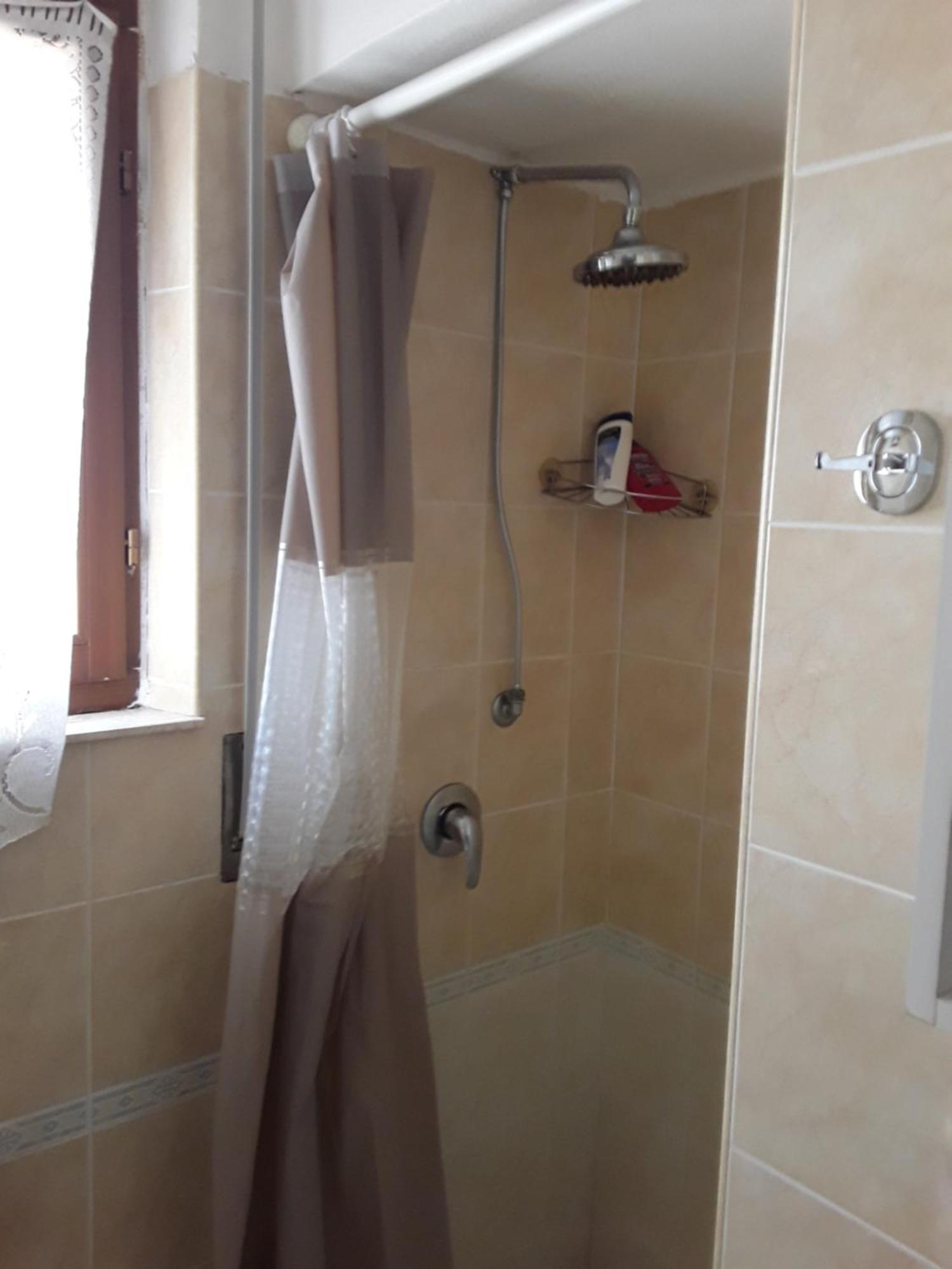 L'Aragosta Guesthouse Alghero Bagian luar foto